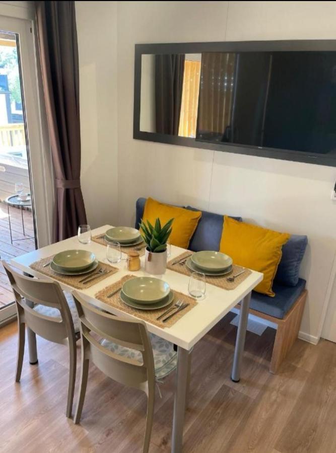 Mobile Home Aurora 셀스 외부 사진